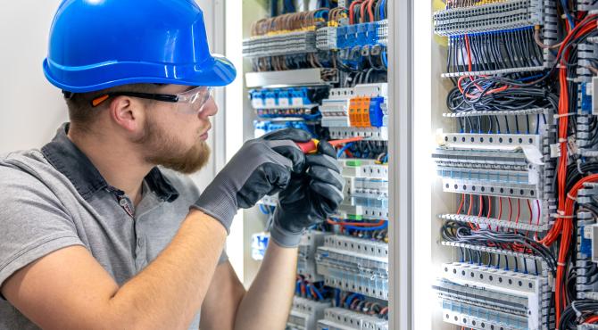 FACILITER VOTRE CONNAISSANCE DU RACCORDEMENT ÉLECTRIQUE ET STOCKAGE